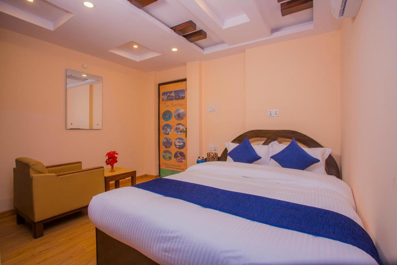 Oyo Hotel Antique Kutty Katmandu Zewnętrze zdjęcie