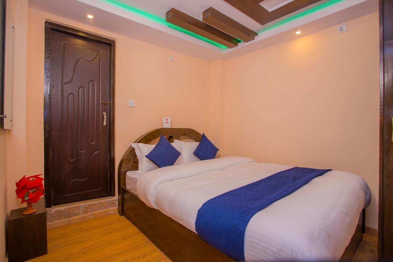 Oyo Hotel Antique Kutty Katmandu Zewnętrze zdjęcie